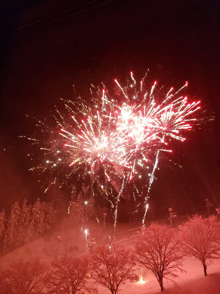 ナスパニューオータニの客室から見えたゲレンデ花火